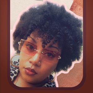 Meet your Posher, Brandy